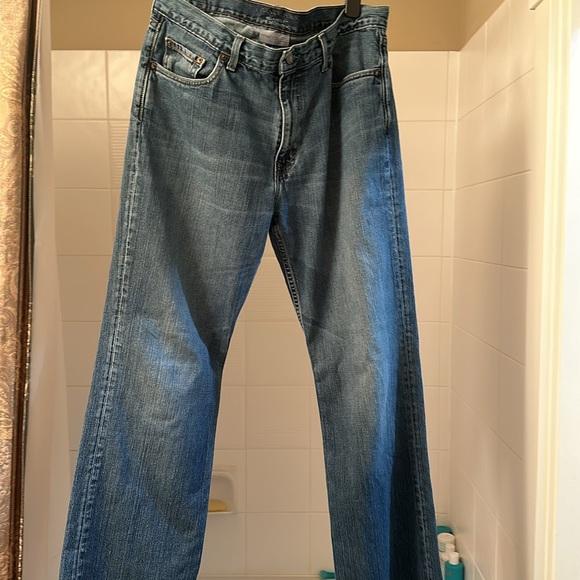 Banana Republic Men's Relaxed Fit Jeans - Blue - Picture 3 of 4